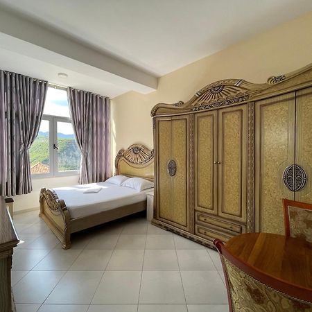 Hotel Latifi Gramsh Εξωτερικό φωτογραφία
